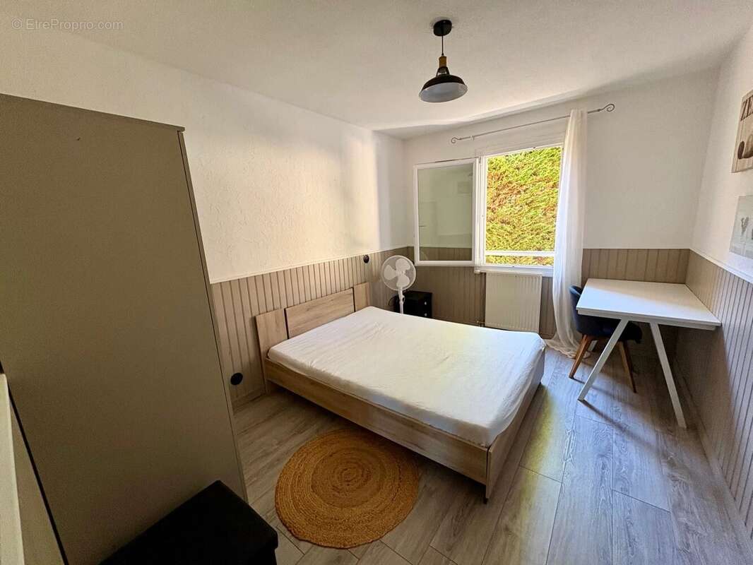 Appartement à EZE