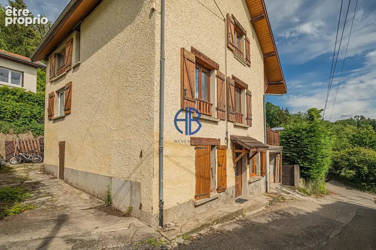 Maison Renage 5 pièce(s) 137 m2 + jardin + terrasse - photo 16