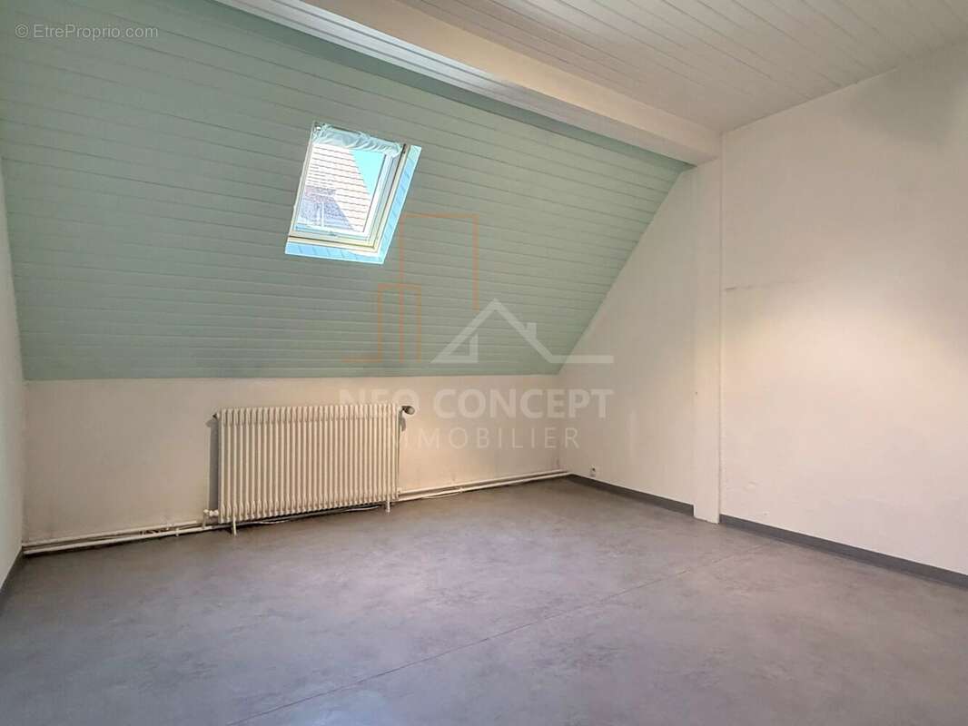 REICHSHOFFEN Maison centre-ville de 6 pièces avec 3 garages - photo 13