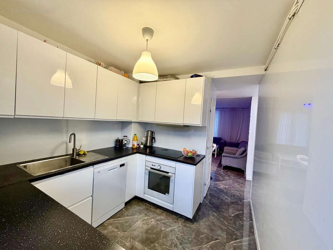 Appartement à FONTAINE