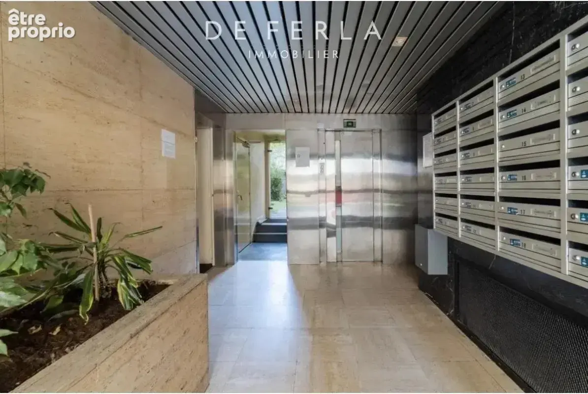 Vente Appartement Paris 15ème • Saint-Lambert - 348 000 € - Parking - photo 10