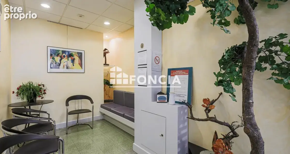  exclusivité foncia – voiron centre-ville – murs de cabinet dentaire - photo 11