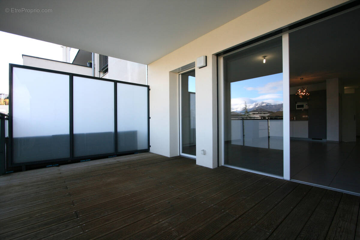 Appartement à CRAN-GEVRIER