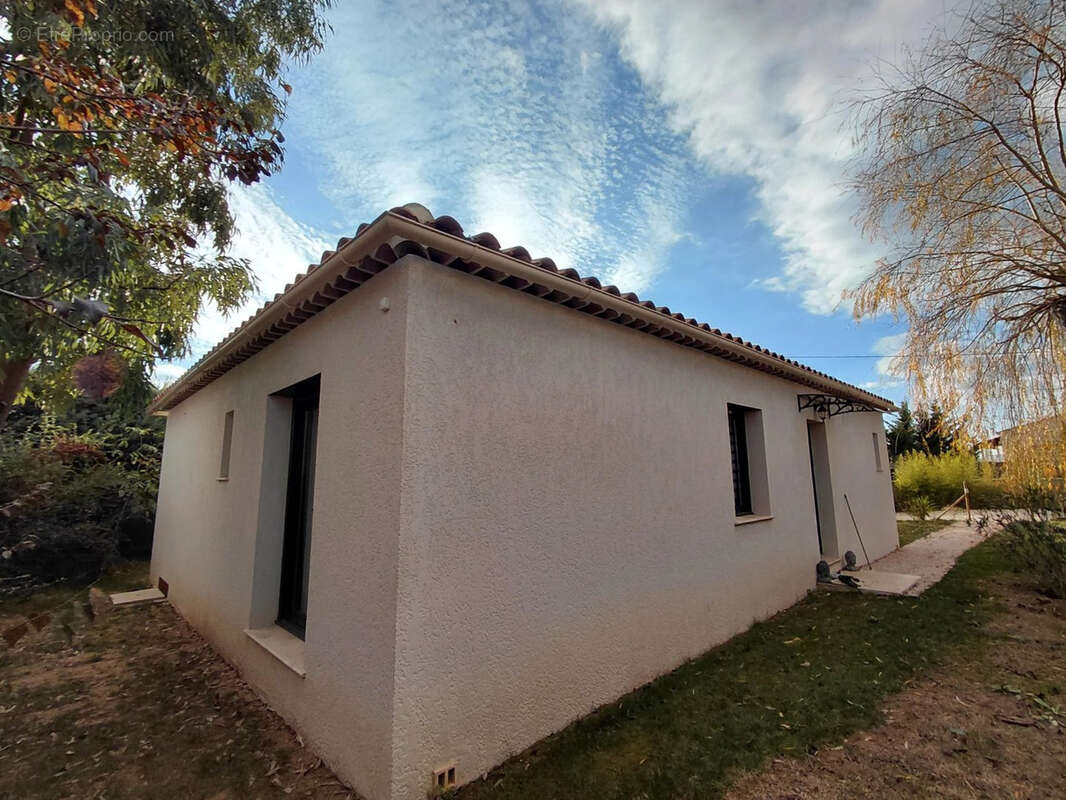 Maison à POURRIERES