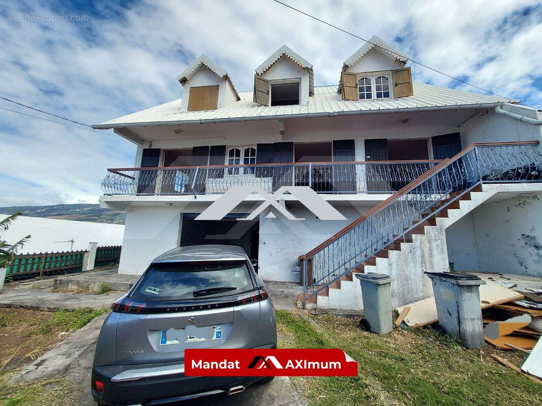 Maison à SAINT-DENIS