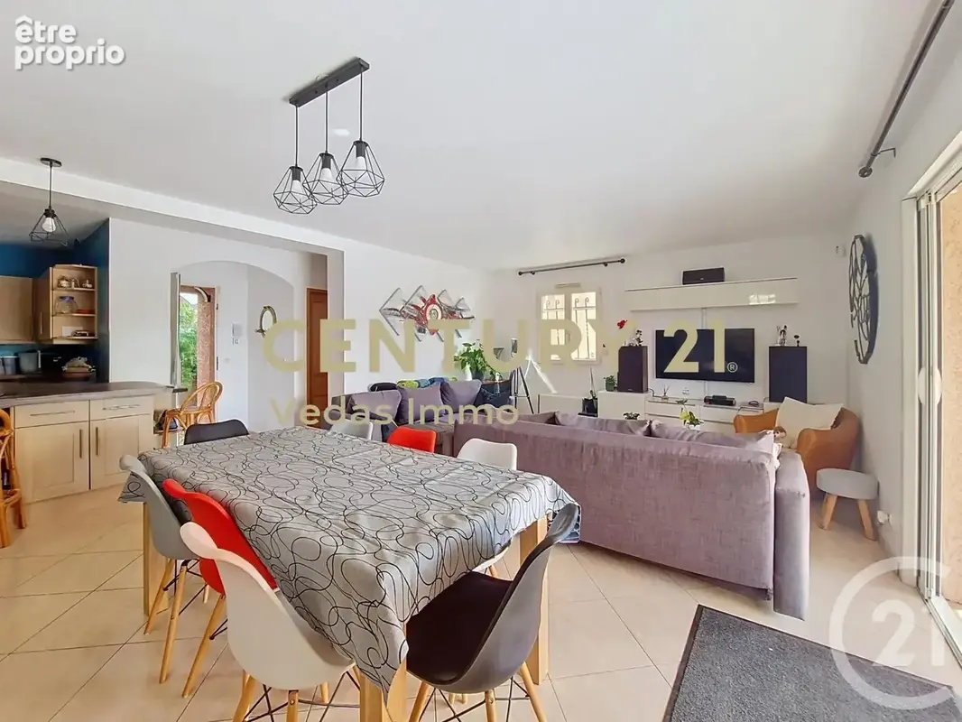 Maison 7 pièces 121 m² à vendre à Gigean (34770) - photo 6