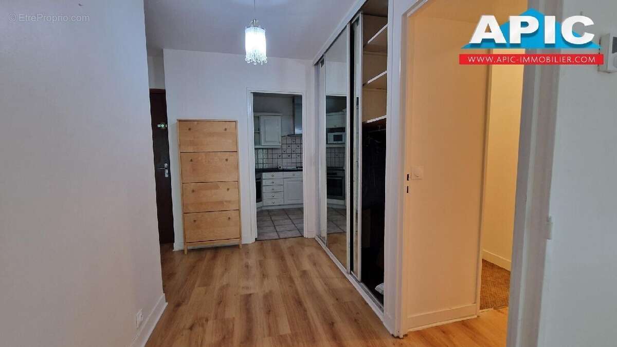 Appartement à GROSLAY