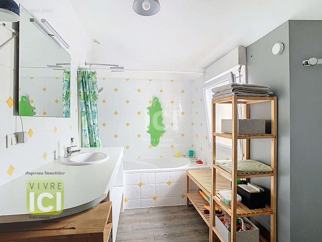 Maison à LA ROMAGNE