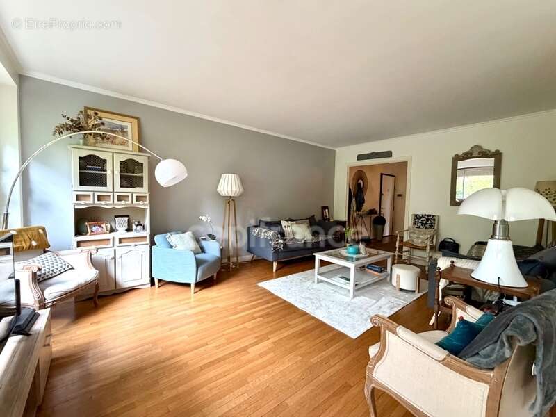 Appartement à LOUVECIENNES
