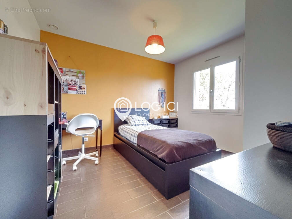 Maison à VIELLENAVE-D'ARTHEZ