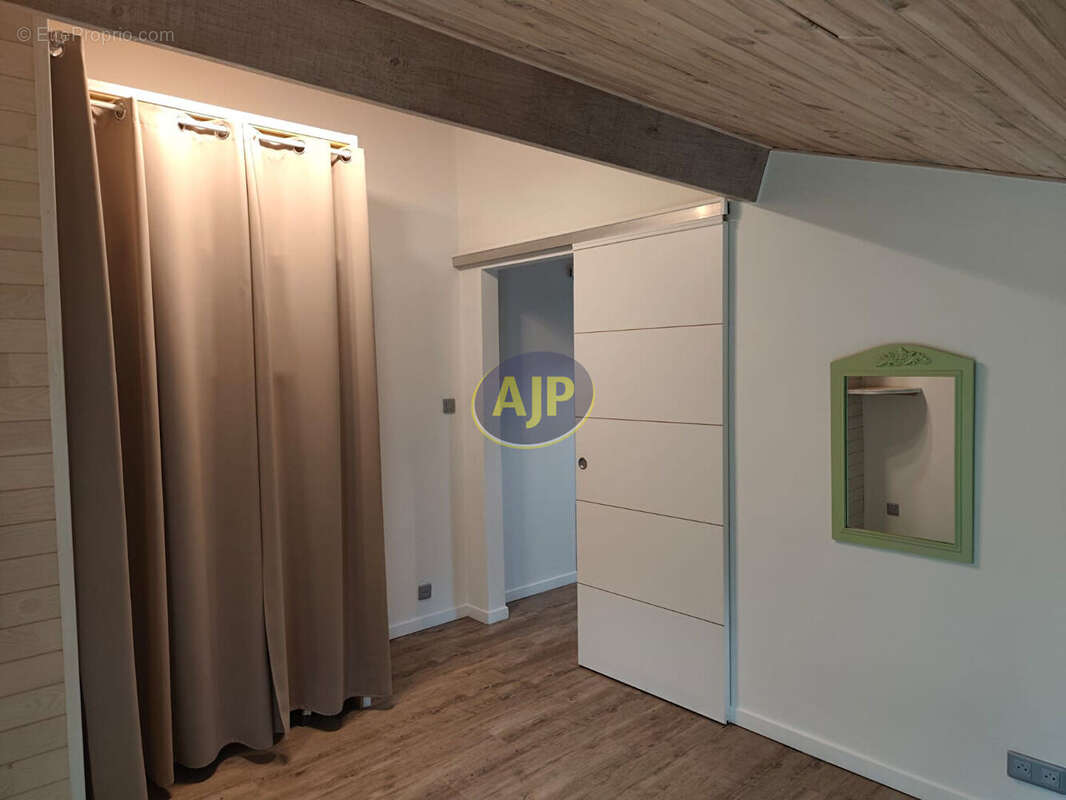 Maison à GRAYAN-ET-L'HOPITAL