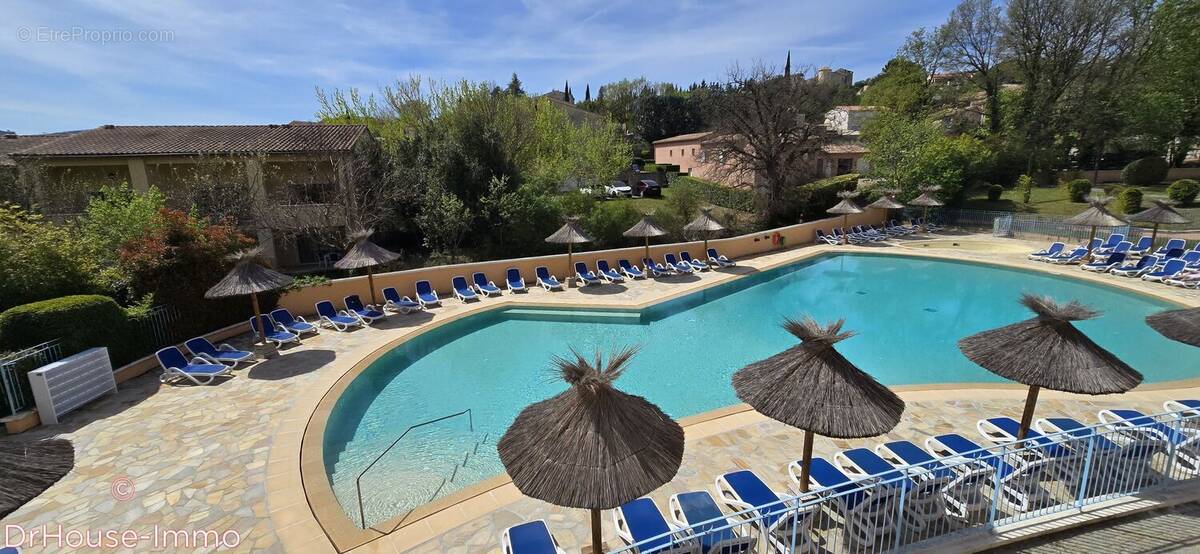Appartement à GREOUX-LES-BAINS