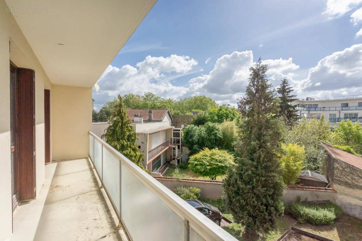 Appartement à SAINT-MAUR-DES-FOSSES