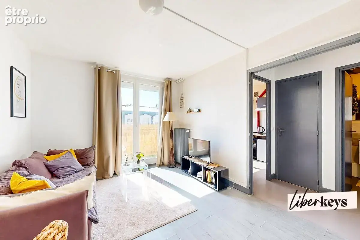 Un studio coup de cœur qui n'en a pas tout à fait l'esprit – 26,50 m² avec balcon et vue dégagée à Chelles - photo 2