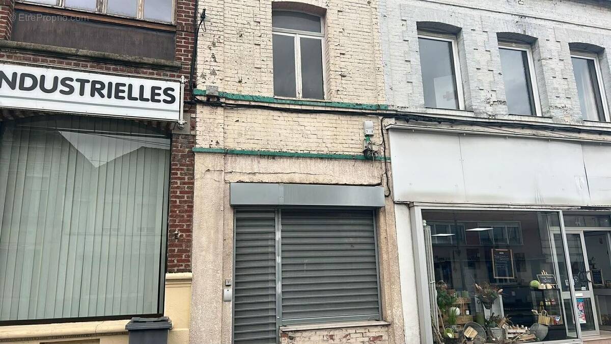 Photo 1 - Commerce à VALENCIENNES