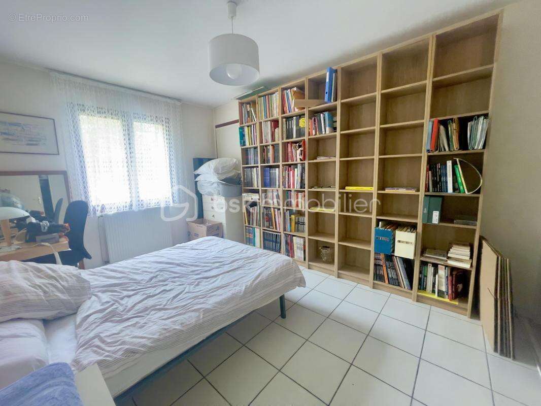 Maison à SAINT-ORENS-DE-GAMEVILLE