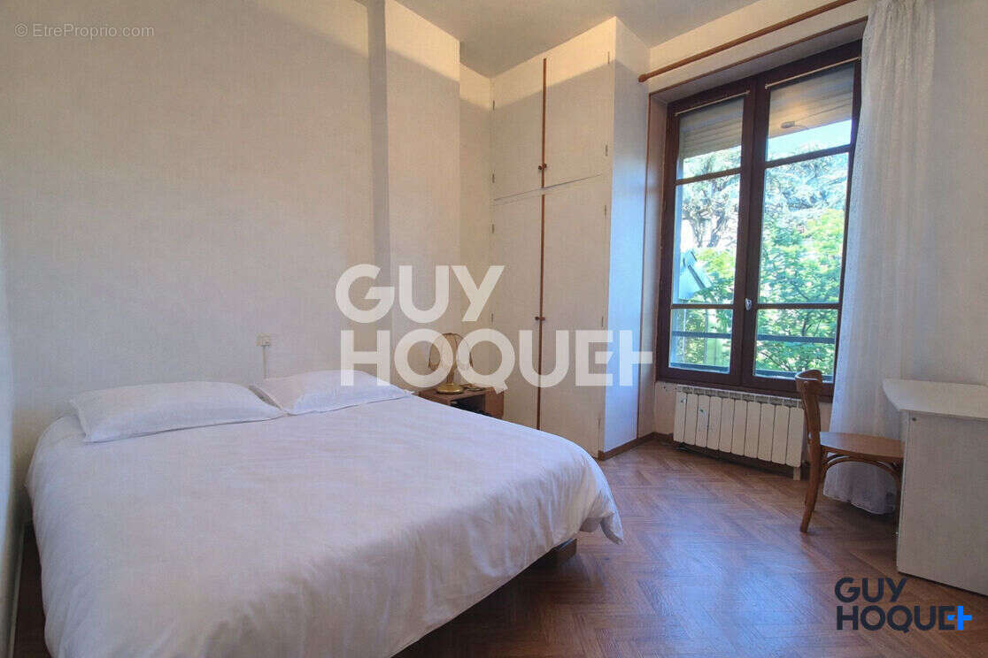 Appartement Saint Fons - Proche Tramway T10 - 4 pièces - 83 m2 - photo 5