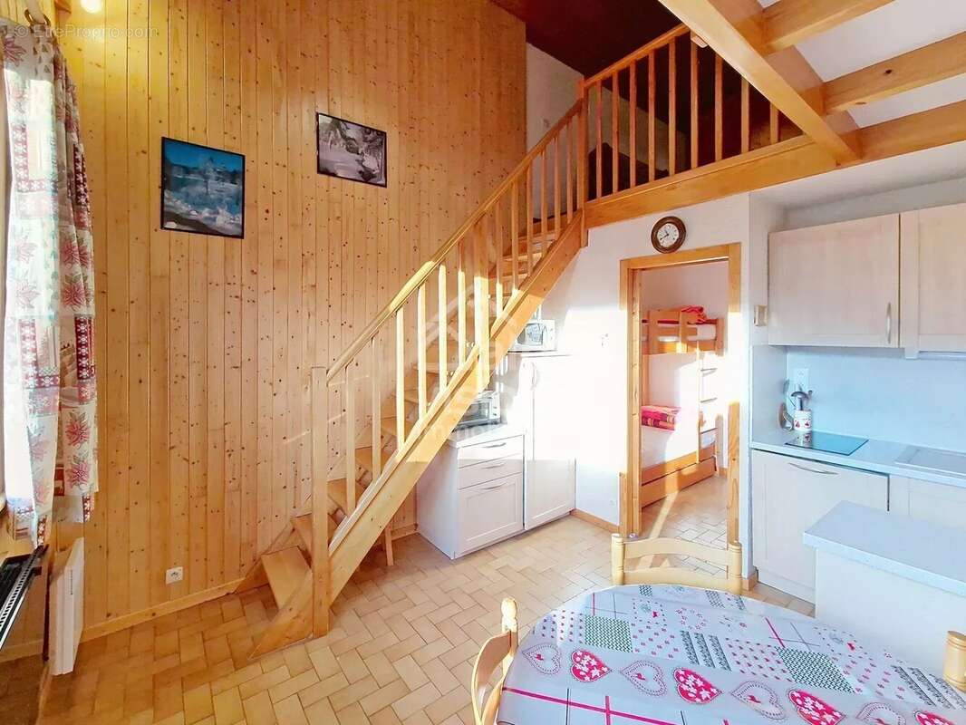 Appartement à CHATEL