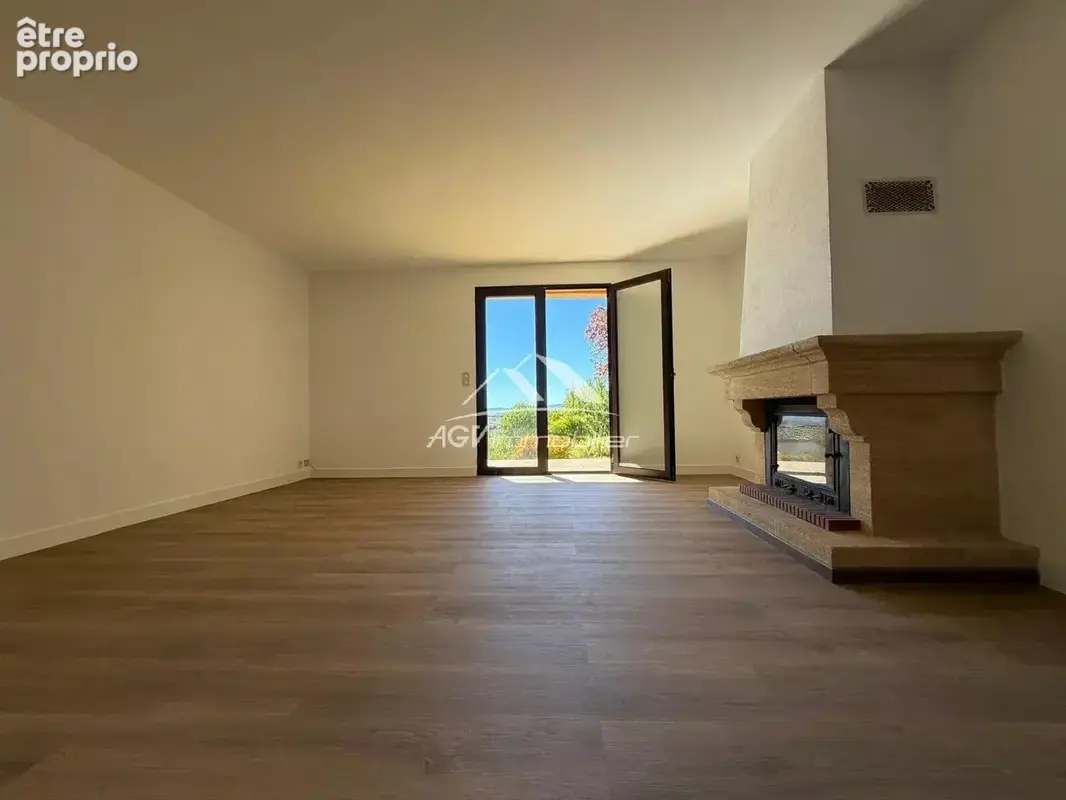 Propriété de 197 m² habitable sur environ 1600 m², vue imprénable - photo 15