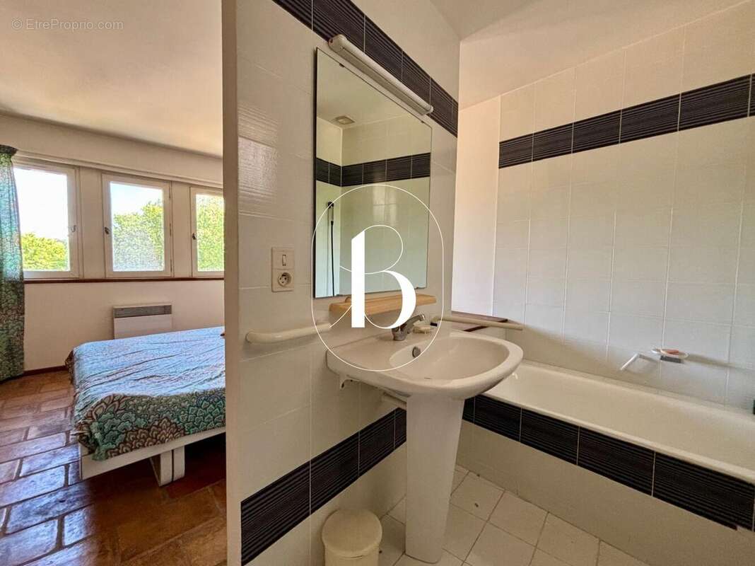 Appartement à UZES