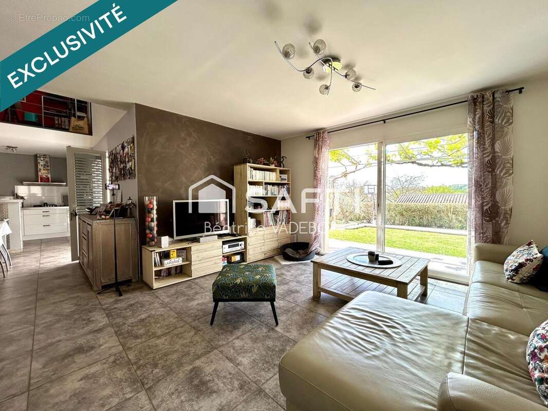 Maison 175 m² à Saint-Marcel-Les-Sauzet  - photo 7