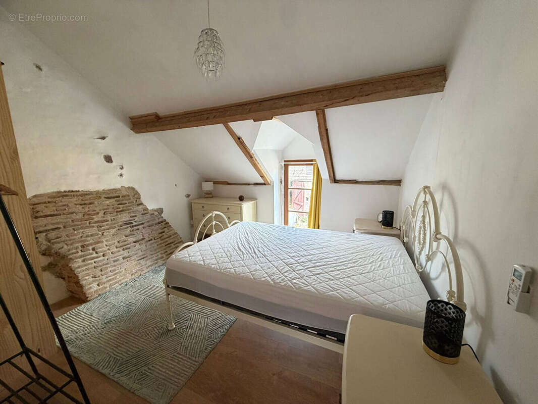 Maison à SAINT-LEGER-MAGNAZEIX