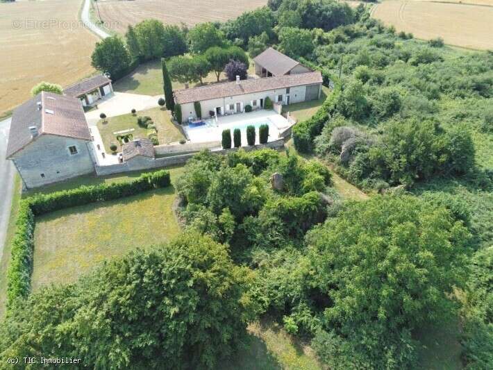 Maison à BLANZAY