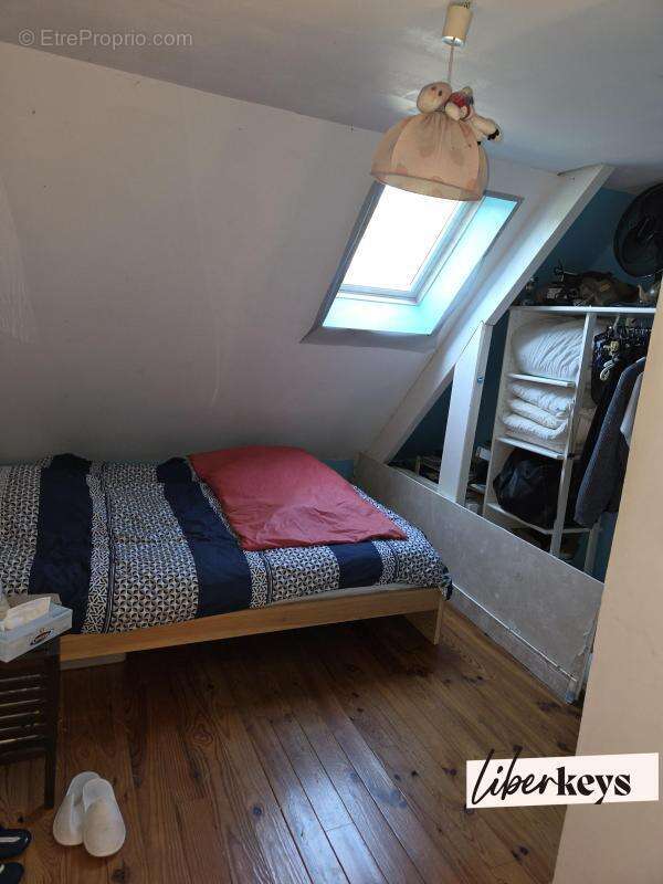Beau local commercial 130m2 avec Appartement 120 m2 et terrain 3000 m2 - photo 13