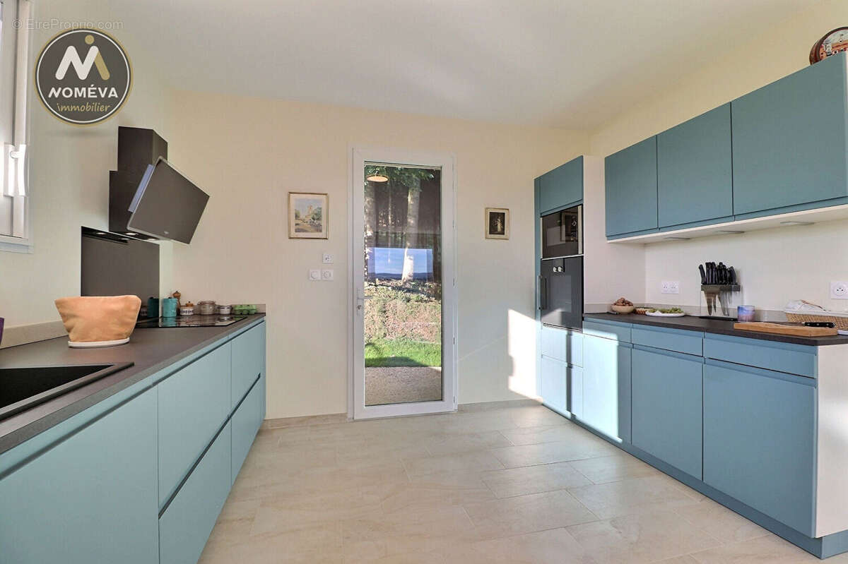 Maison à DUNIERES