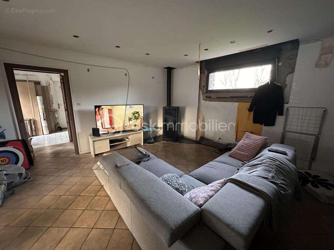 Maison à ECOURT-SAINT-QUENTIN