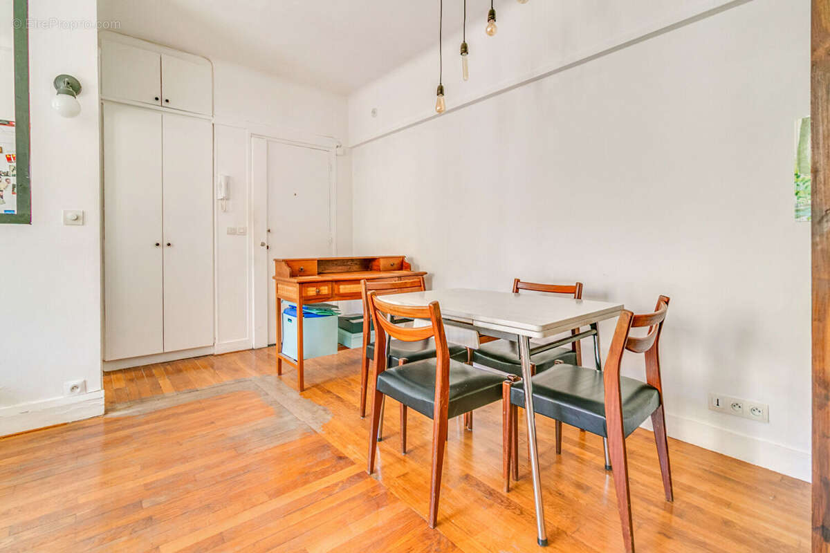 Appartement à PARIS-20E