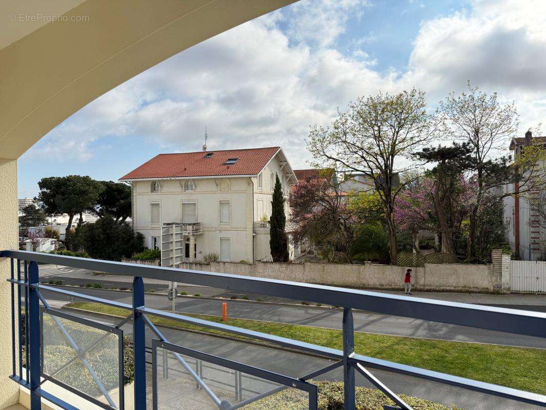 Appartement à VAUX-SUR-MER