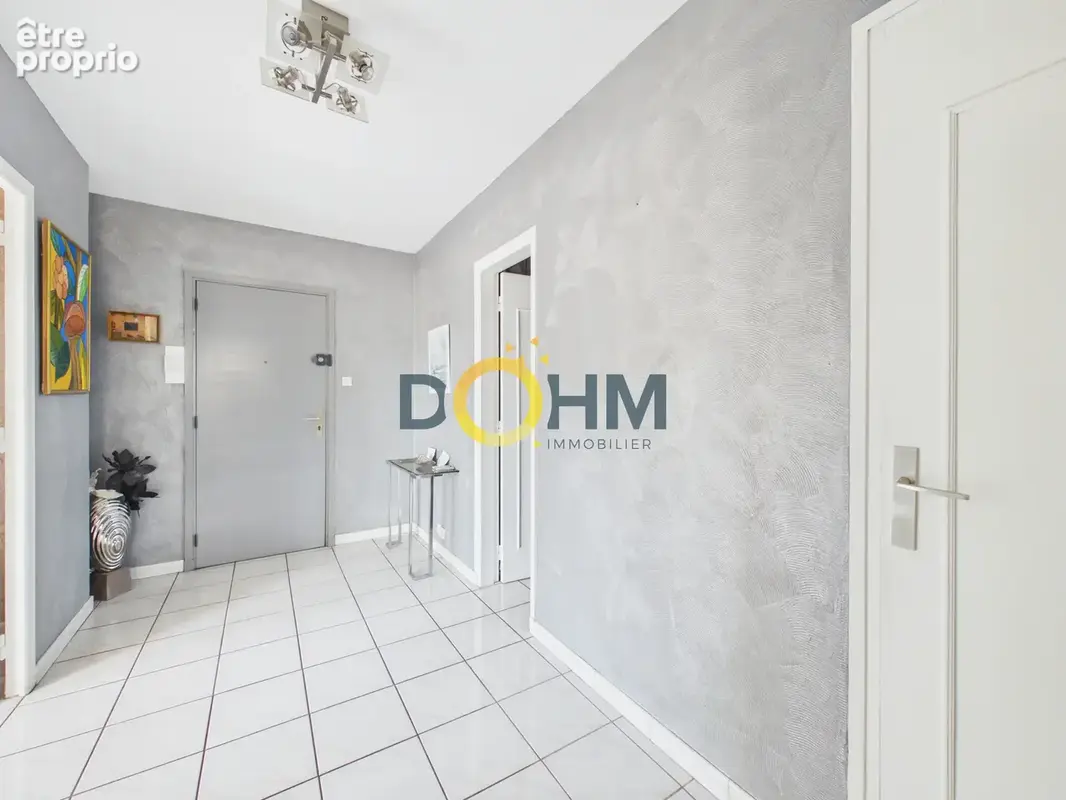 T5 110 m2 Large balcon / Garage / Ascenseur - photo 6