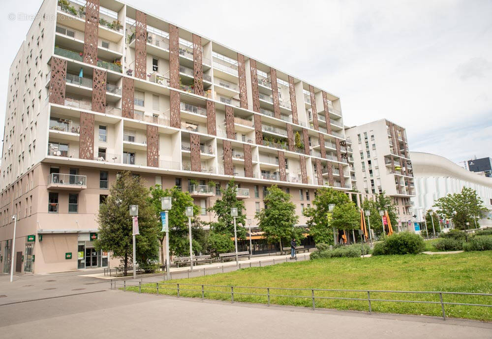 Appartement à NANTERRE