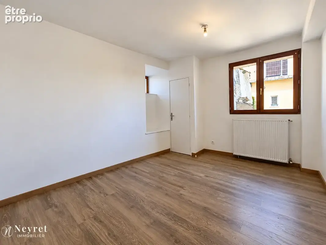 Appartement   4 chambres et extérieur à aménager - photo 5