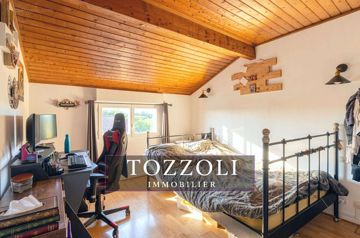 Appartement à SAINT-GEORGES-D'ESPERANCHE