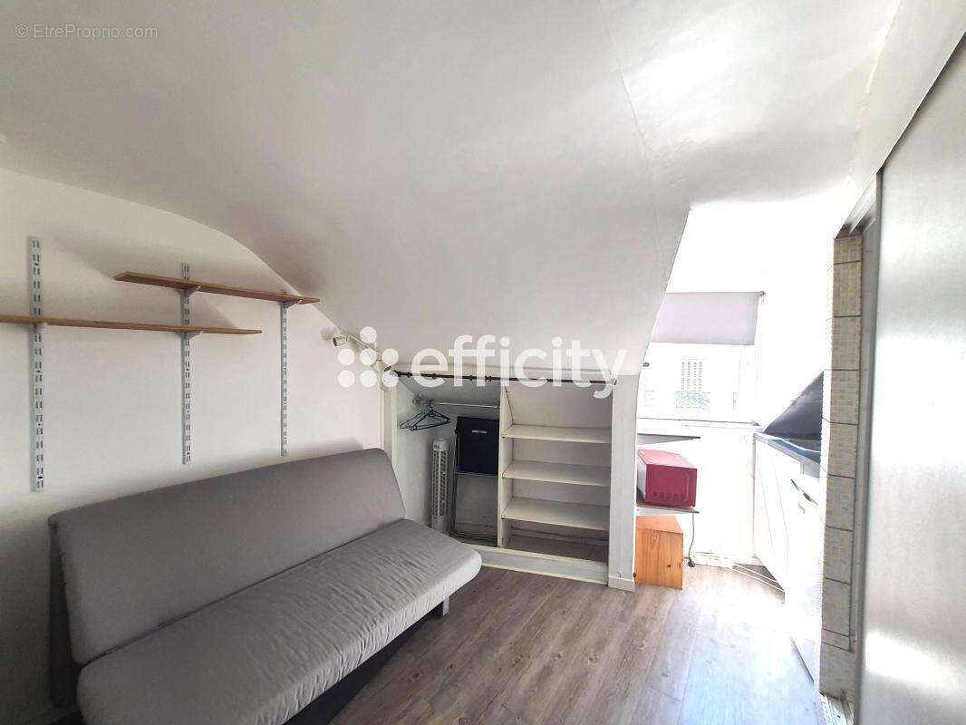 Appartement à PARIS-9E