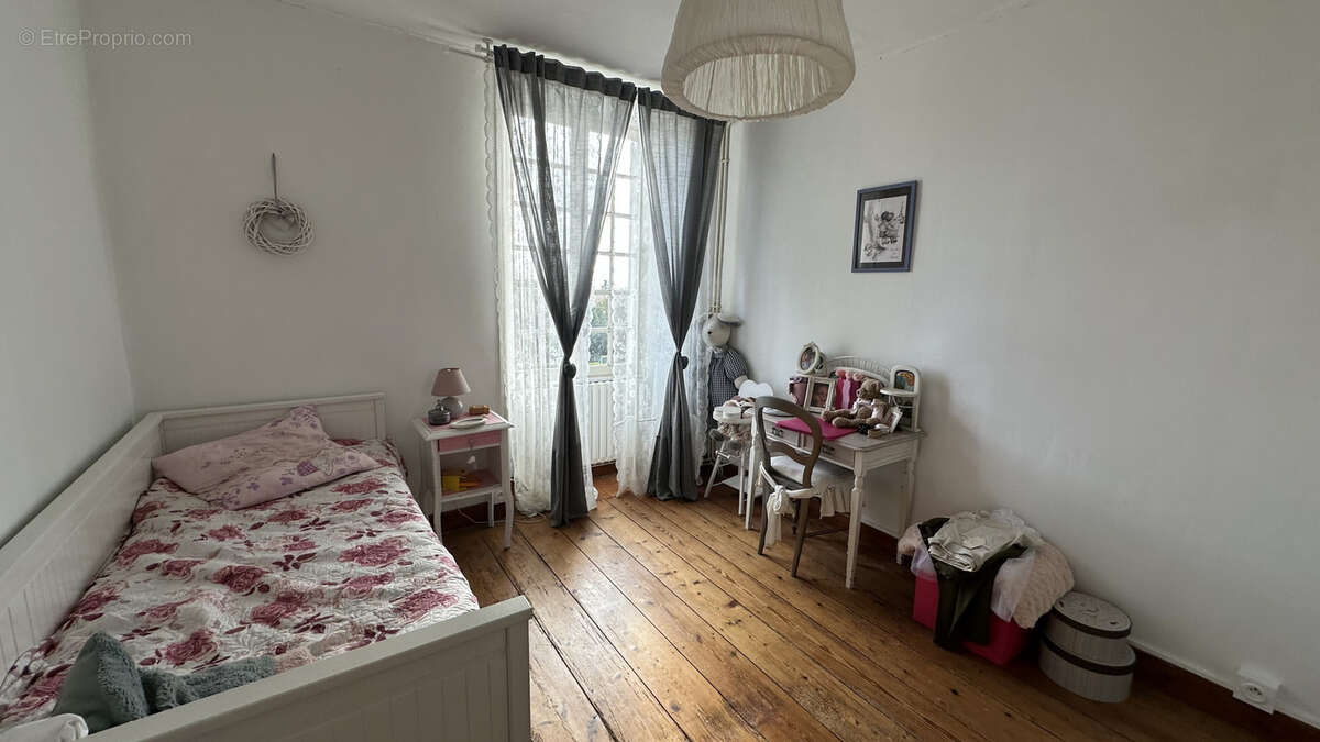 Maison à BEAUVAIS-SUR-MATHA