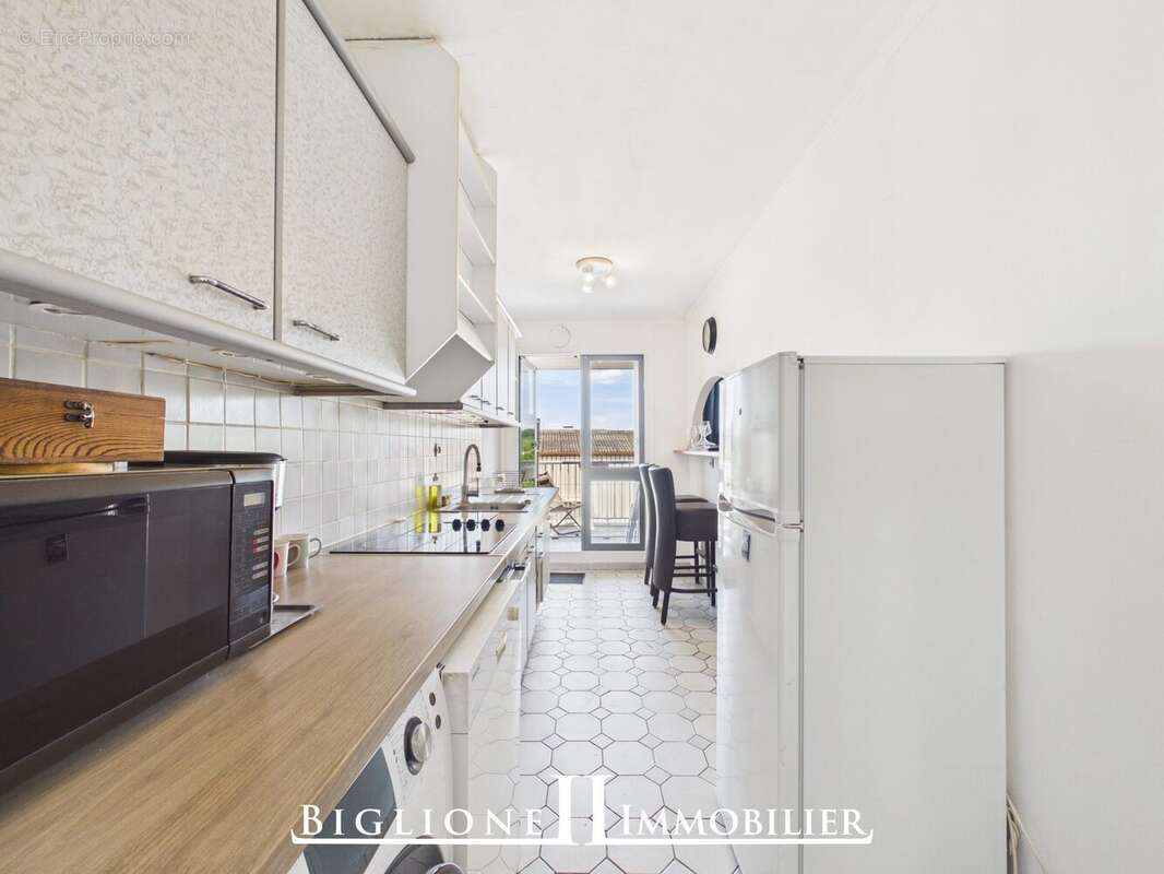 Appartement à VAUJOURS