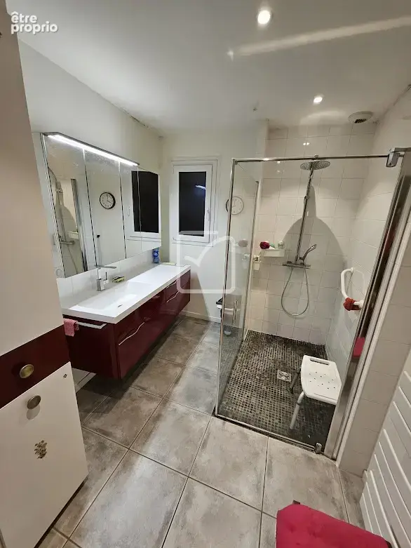 Grande maison proche de tous commerces - photo 8