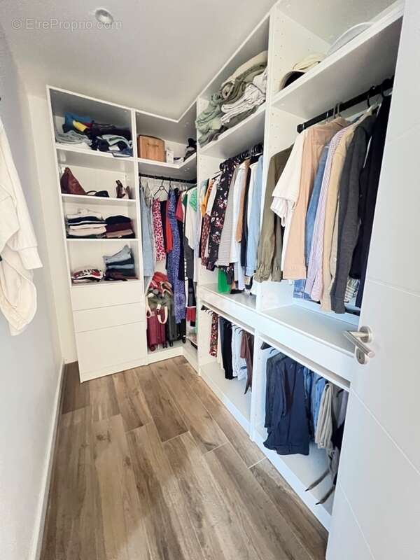 EXCLUSIVITÉ – Élégante maison contemporaine aux prestations soignées, à deux pas du bourg de Pommeret - photo 14
