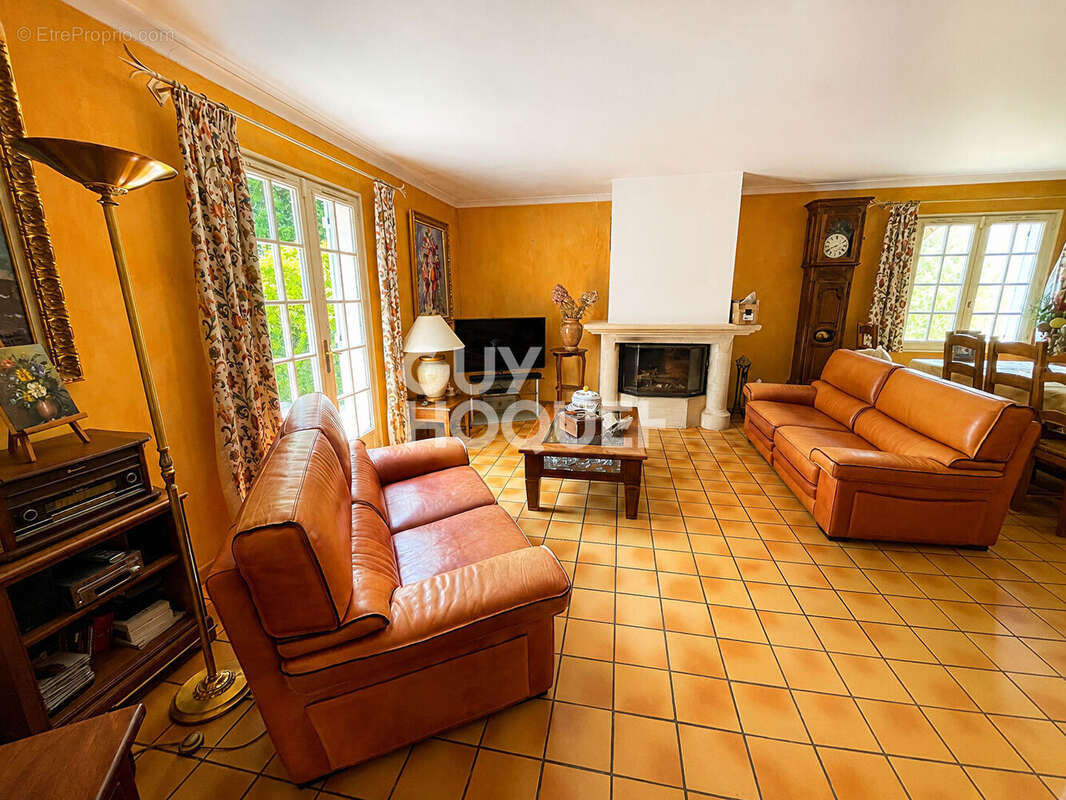 Maison à BERNAY
