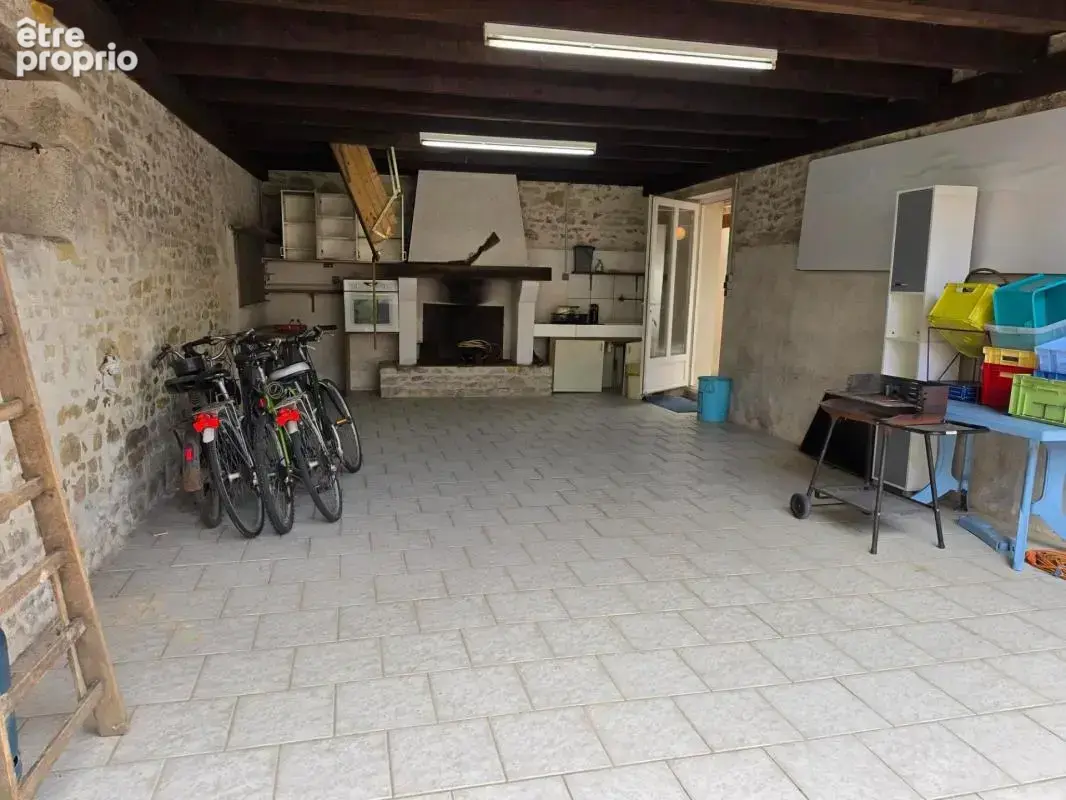 Saint-Jean-d'Hermine  coeur de ville Maison de plain pied de 158M² de 2000 - photo 13