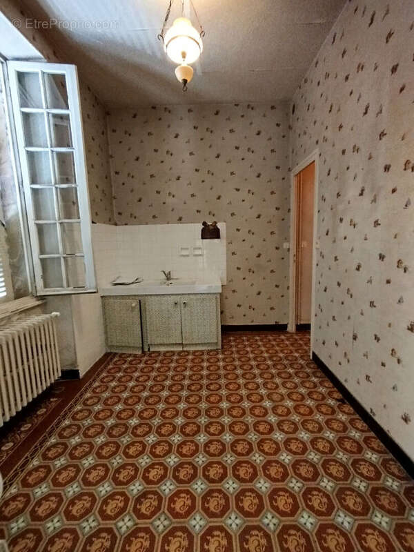 Maison à AUTUN