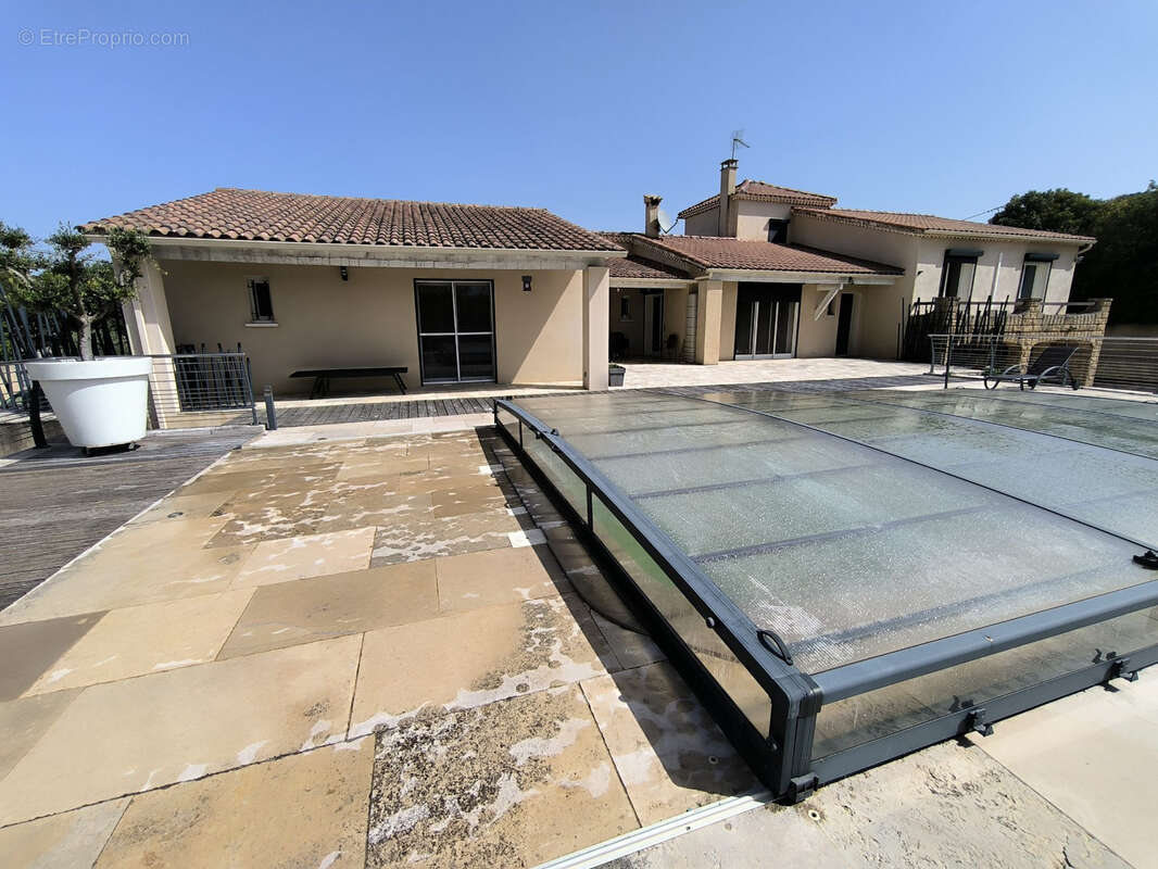 Maison à RIBAUTE-LES-TAVERNES