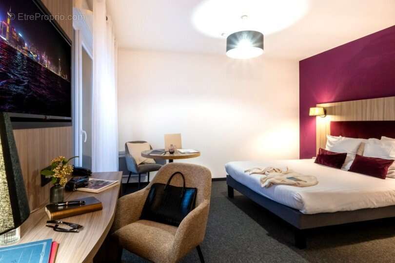 INVESTISSEMENT LOCATIF  MERIGNAC  Résidence Nemea Appart Hotel Stadium Bordeaux aéroport -  8.09% de rentabilité - photo 3
