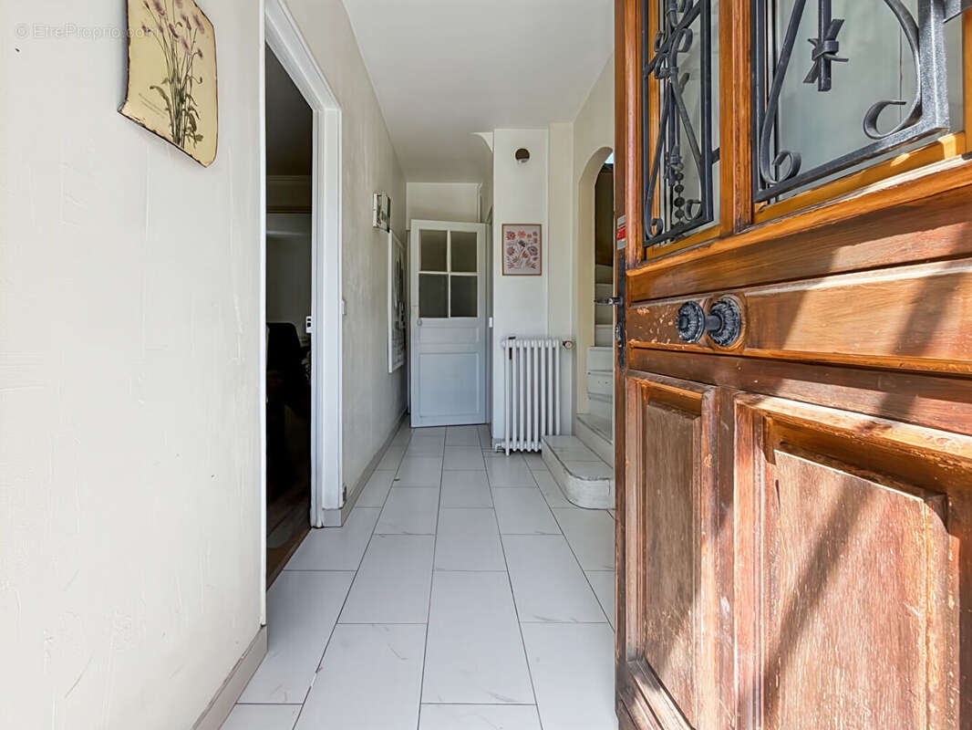 Maison à SAINT-FARGEAU-PONTHIERRY