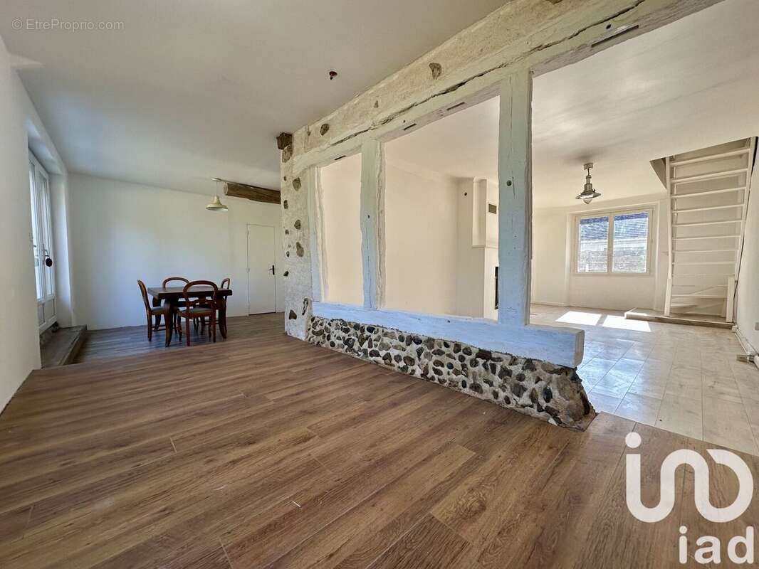 Photo 2 - Maison à EGREVILLE