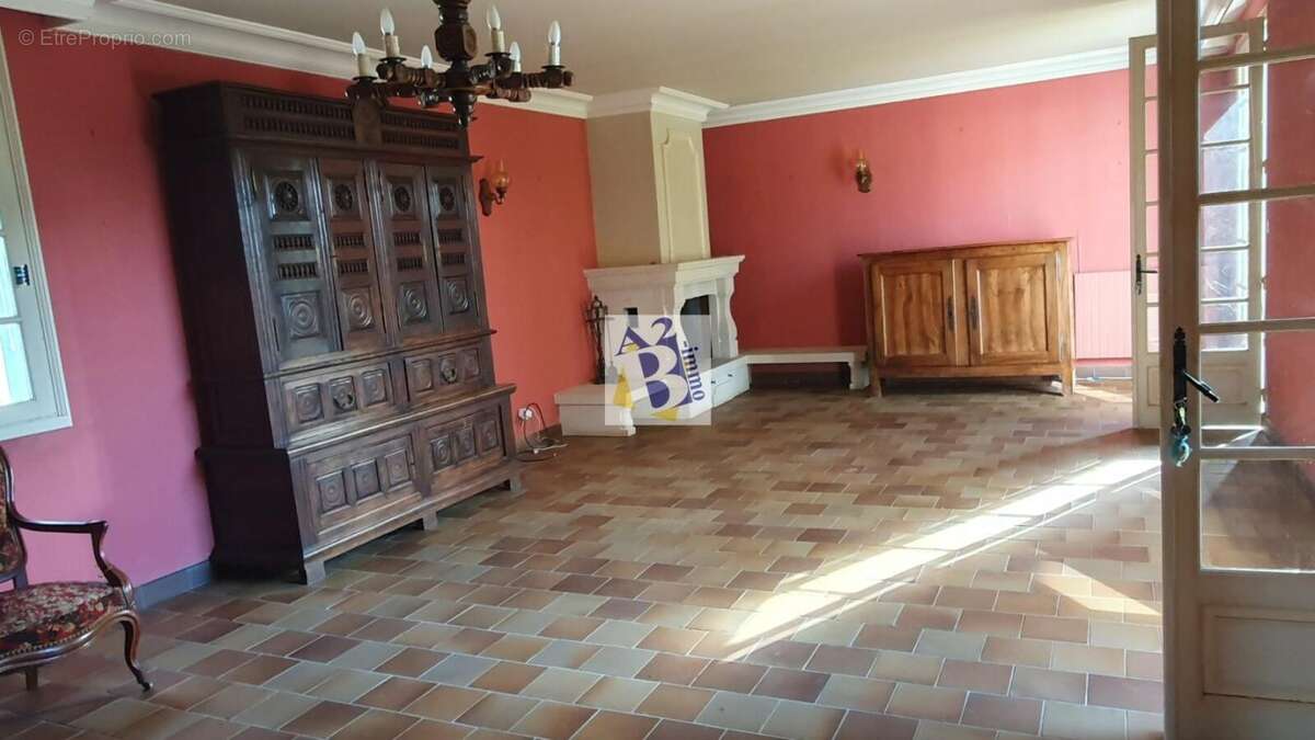 Maison à LA ROCHEFOUCAULD