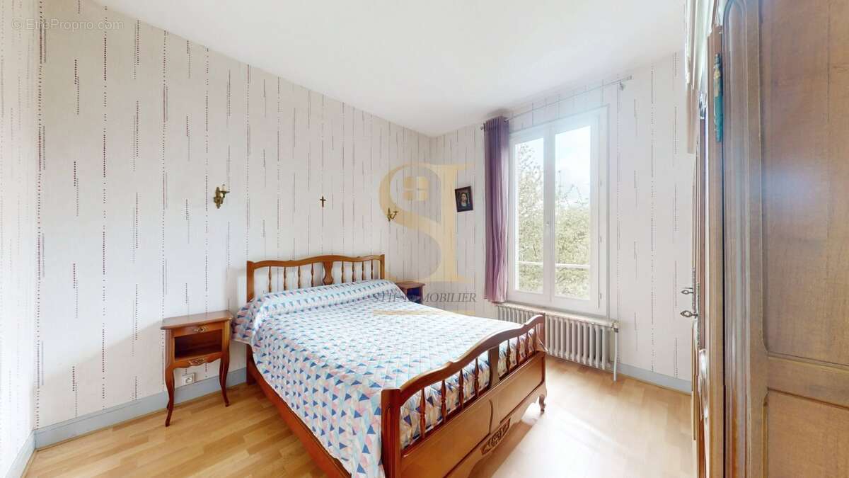 Maison à CORBEIL-ESSONNES